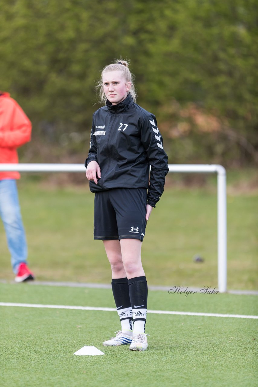 Bild 148 - Co-Trainerin der Frauen Nationalmannschaft Britta Carlson in Wahlstedt